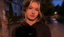 18 Girl let a Rich Guy Fuck her on a first Date.