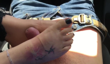 POV Lunchtime Footjob at Public Park!
