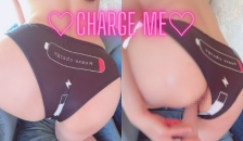 【無修正】ゆかろんのアソコに君のおちんちんを挿して私を充電してください🪫 乳首オナニー。充電パンツ。ディルドオナニー。m字開脚。日本人。アジアン。