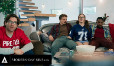MODERN-DAY SINS - Naughty Teen Leana Lovings has Sneaky Sex with Stepdad's Buddies behind his back