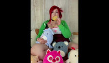 BBW Gets Stuffed as Friends Watch