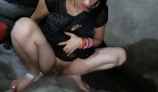 Indian Beutifull Bhabhi Pissing Video