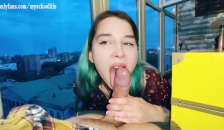Сute Teen Loves to Suck very much