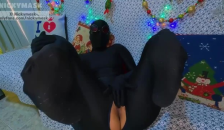 Girl in Zentai Wet Pussy