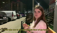 I Met a Schoolgirl on the Street and Fucked her in the Entrance.